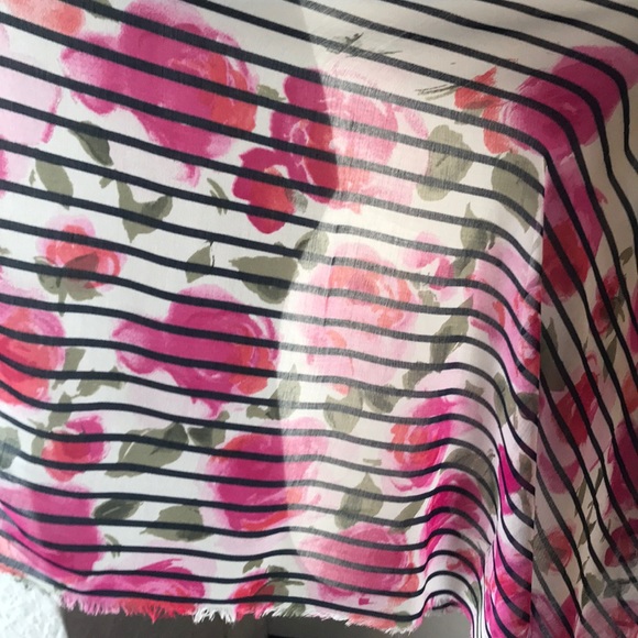 Floral and Stripe Wrap/Scarf - Picture 6 of 7